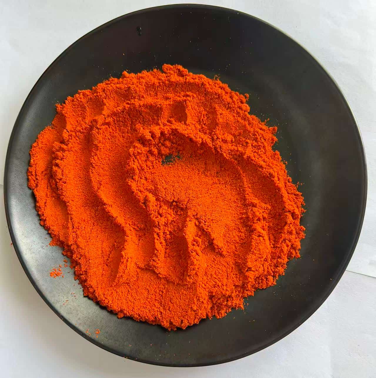 Ground Red Pepper & Dehydrated Red Bell Pepper — Flavor, Health, & Kitchen Tips