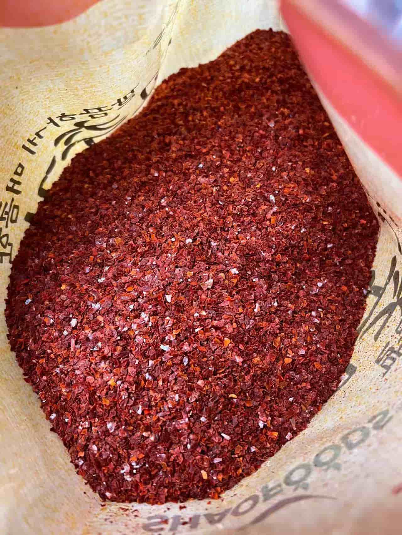 Natural Red Pepper Powder & Ground Chili – Authentic Korean & Chinese Flavors